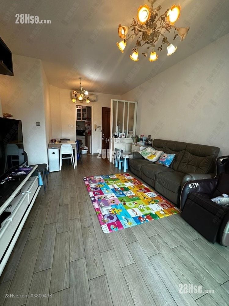 Woodland Crest Sell 3 Bedrooms 942 ft²