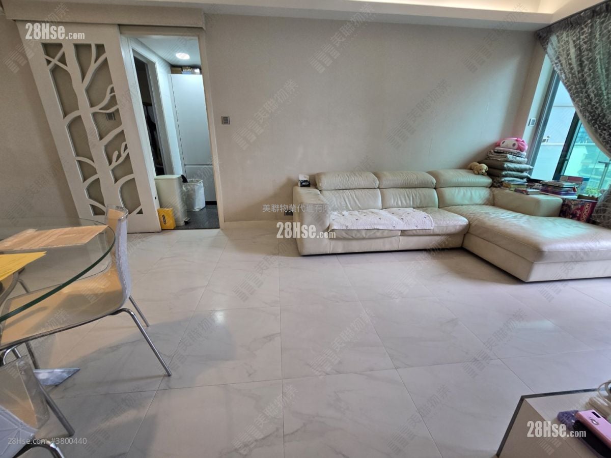 Manhattan Hill Sell 3 Bedrooms 888 ft²