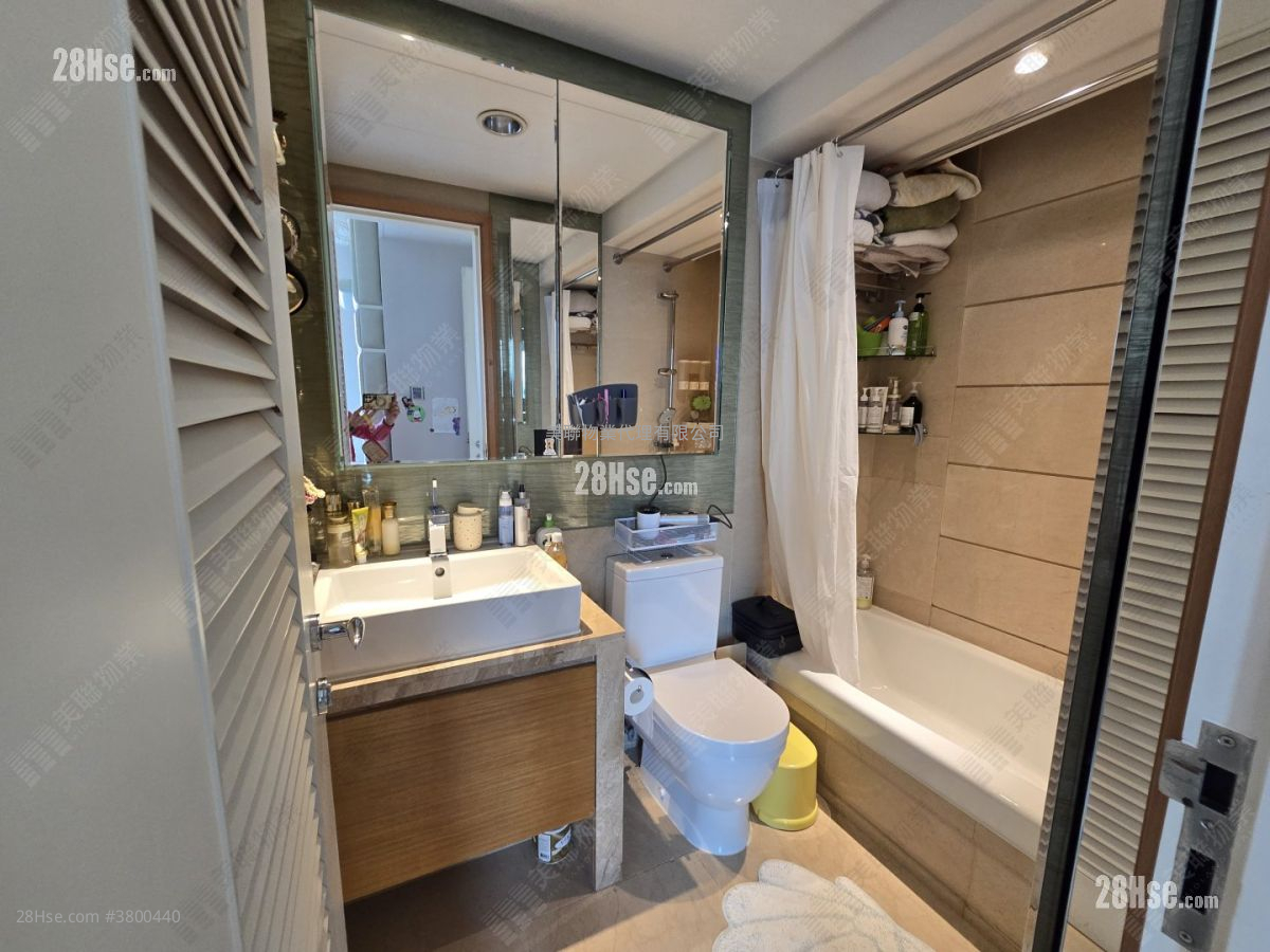 Manhattan Hill Sell 3 Bedrooms 888 ft²