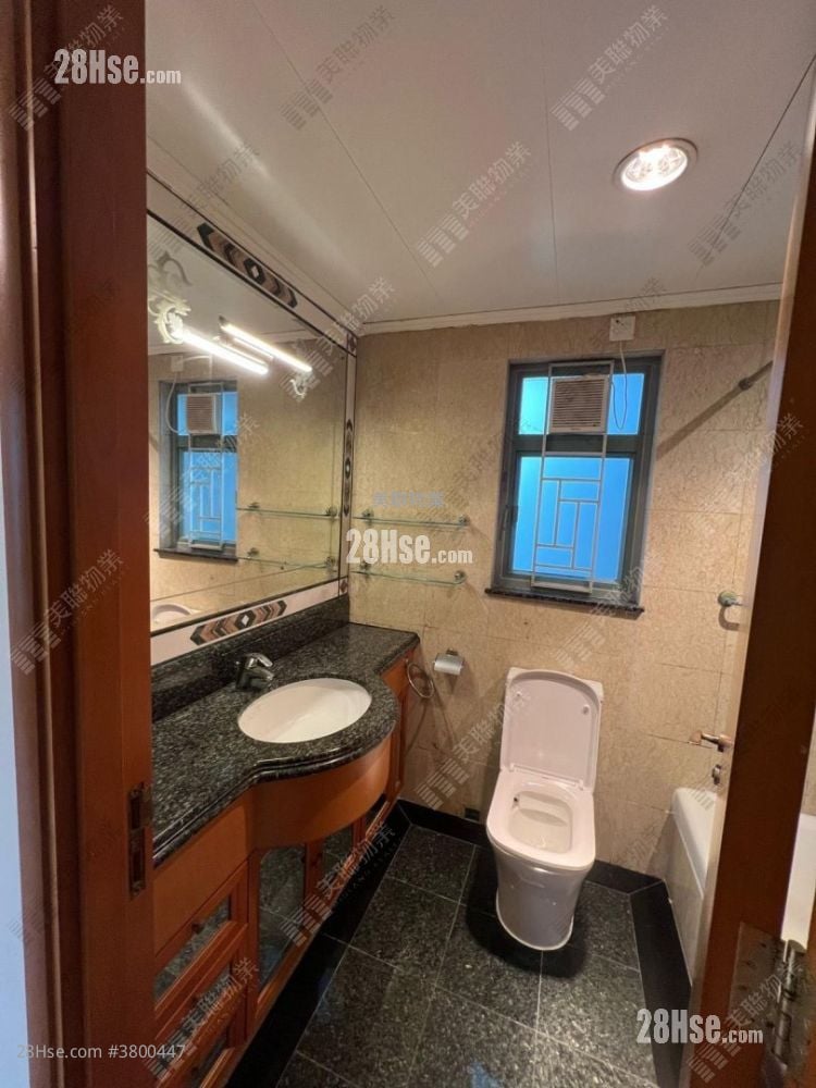 Ocean Shores Sell 3 Bedrooms , 2 Bathrooms 693 ft²