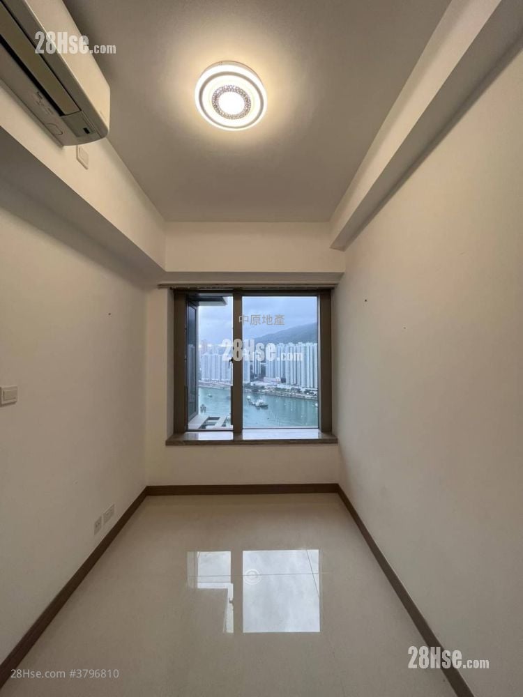 Ocean Pride Sell 2 Bedrooms , 1 Bathroom 524 ft²