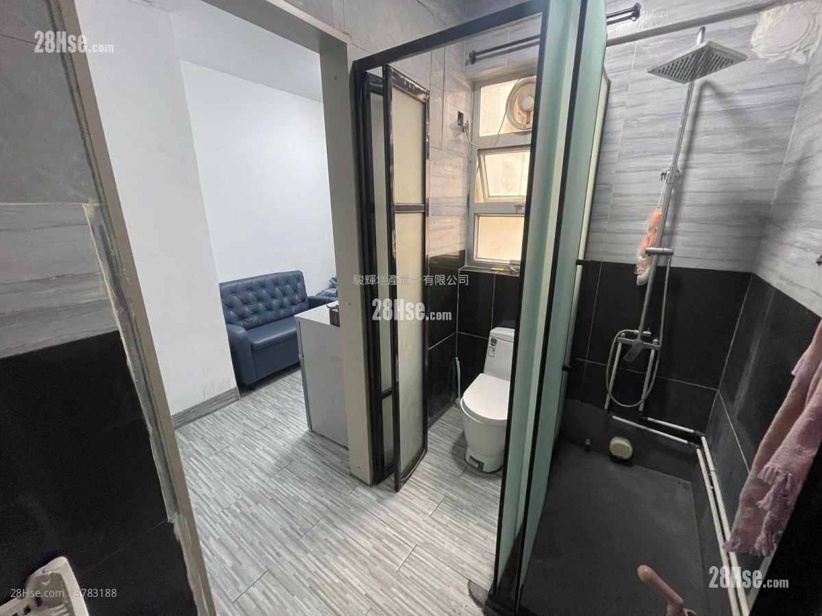 伊利莎伯大厦 租盘 1 浴室 150 平方尺