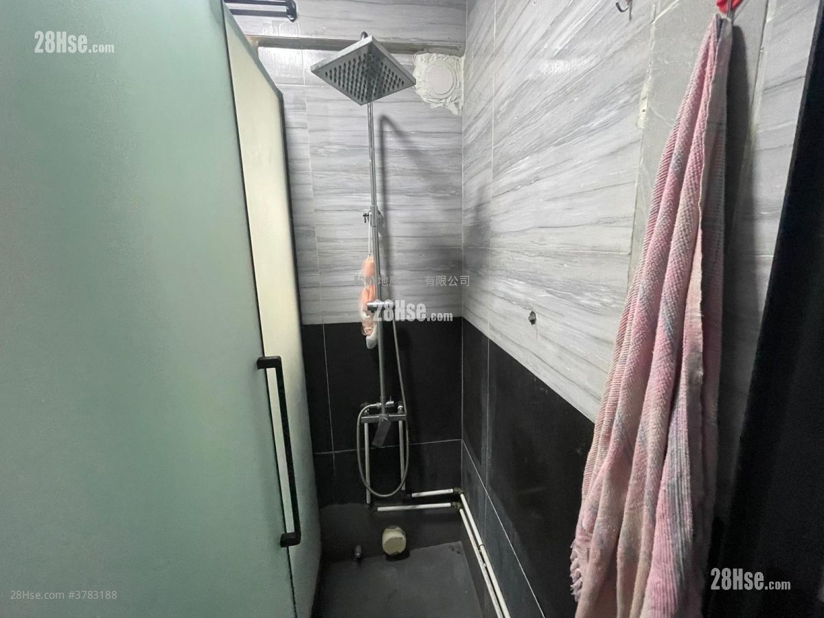 伊利莎伯大厦 租盘 1 浴室 150 平方尺