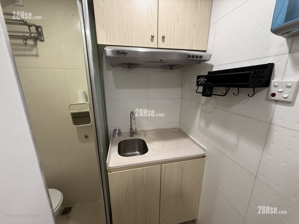 永利大厦 租盘 1 浴室 150 平方尺