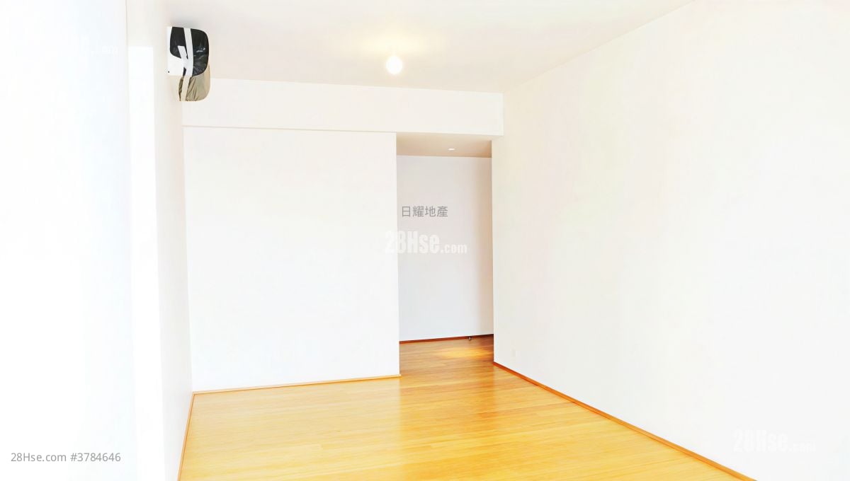 殷然 租盘 2 房 732 平方尺