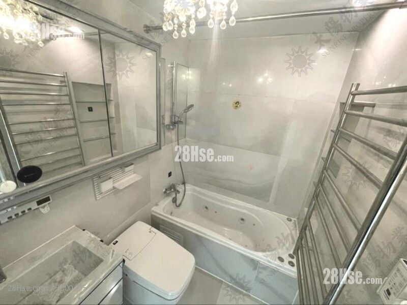 半岛豪庭 售盘 3 房 791 平方尺