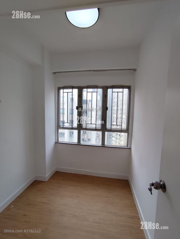 荃德花园 租盘 2 房 , 1 浴室 287 平方尺