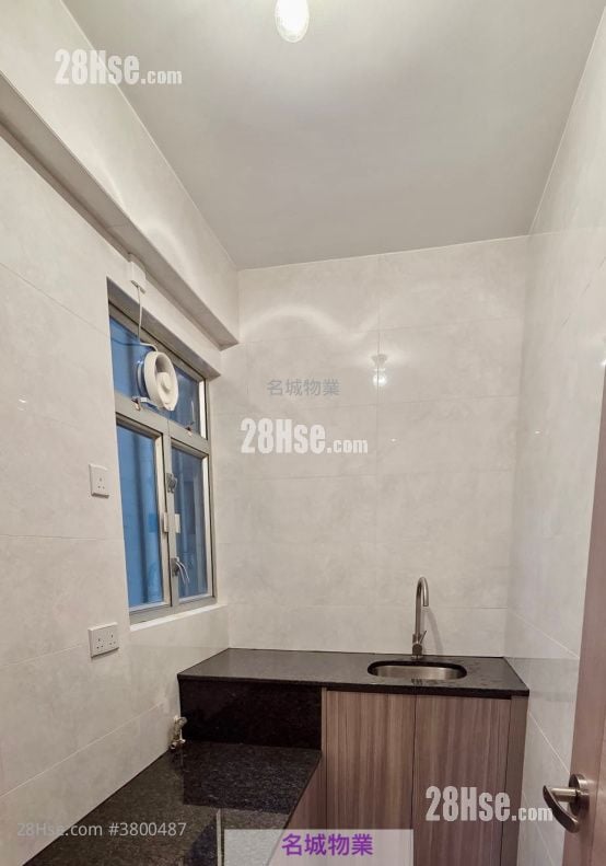 Harbour View Garden Sell 2 Bedrooms , 1 Bathroom 395 ft²