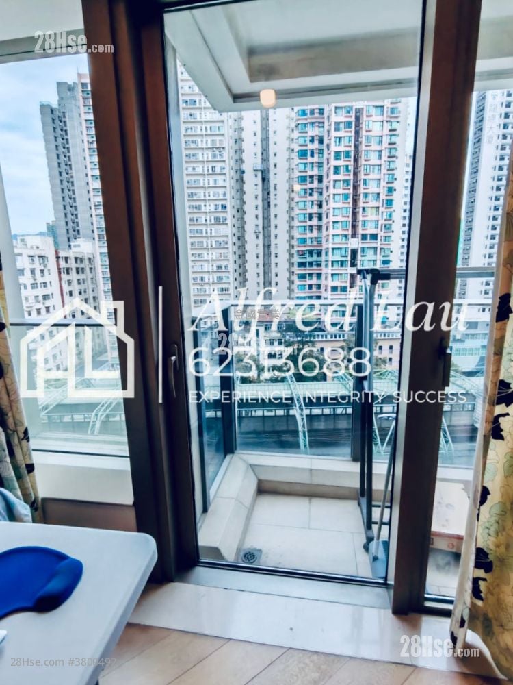 Macpherson Place Sell 2 Bedrooms , 1 Bathroom 555 ft²