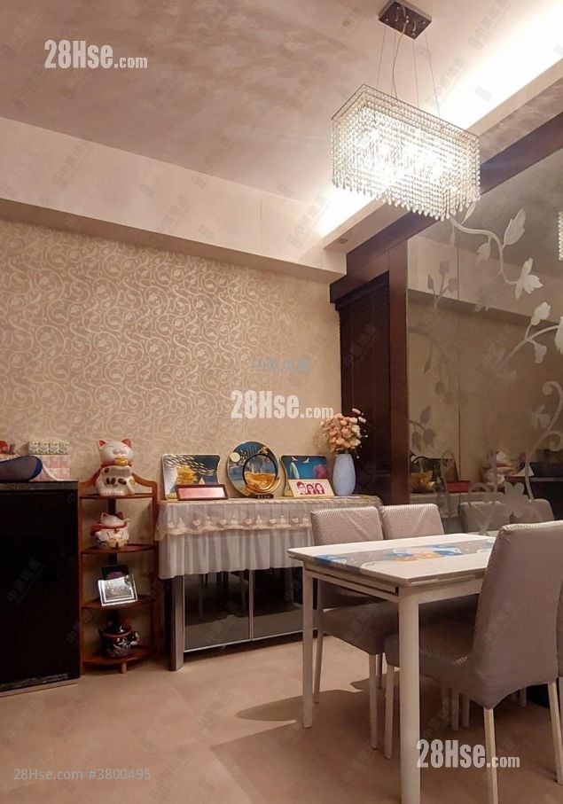 8 Royal Green Sell 3 Bedrooms 594 ft²