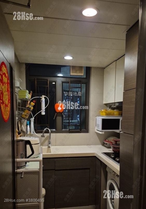 8 Royal Green Sell 3 Bedrooms 594 ft²