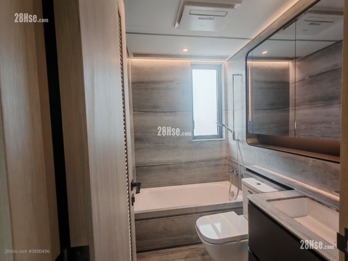 The Arles Rental 3 Bedrooms , 1 Bathroom 947 ft²