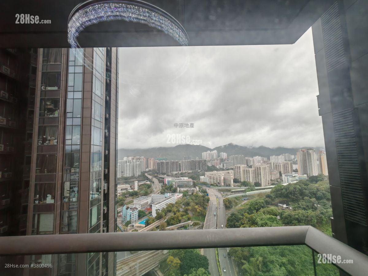 The Arles Rental 3 Bedrooms , 1 Bathroom 947 ft²