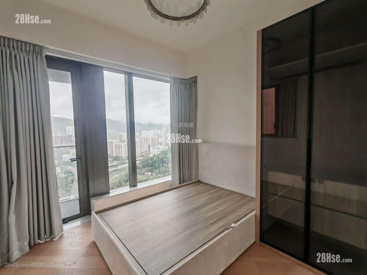 The Arles Rental 3 Bedrooms , 1 Bathroom 947 ft²