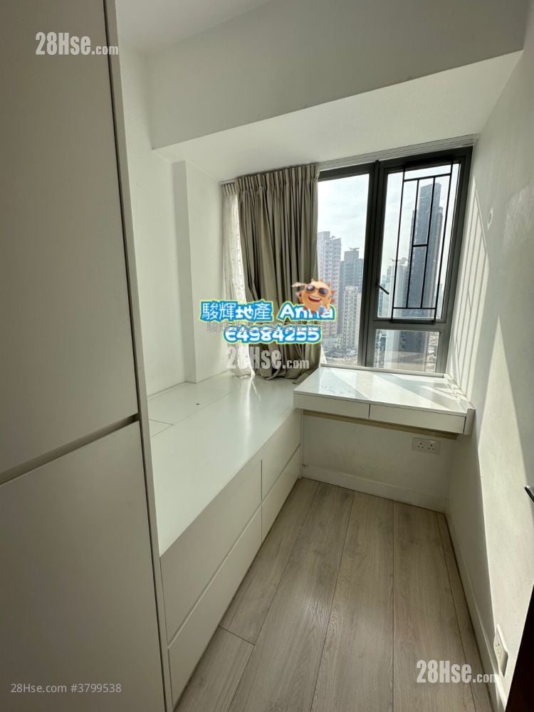 Billionnaire Avant Sell 3 Bedrooms , 1 Bathroom 639 ft²