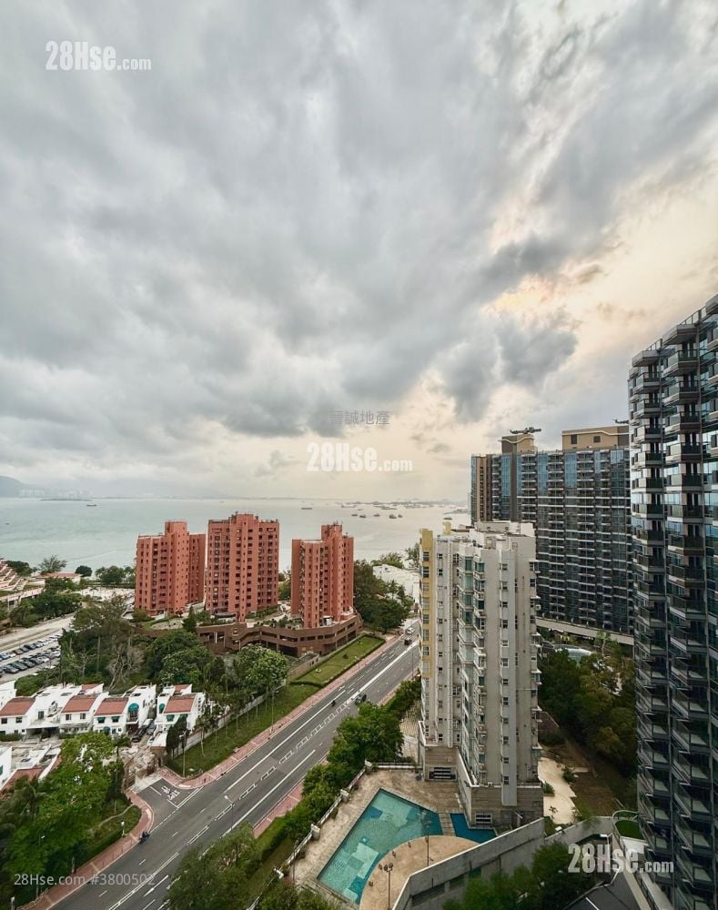 Gold Coast Bay Sell 1 Bedroom , 1 Bathroom 315 ft²