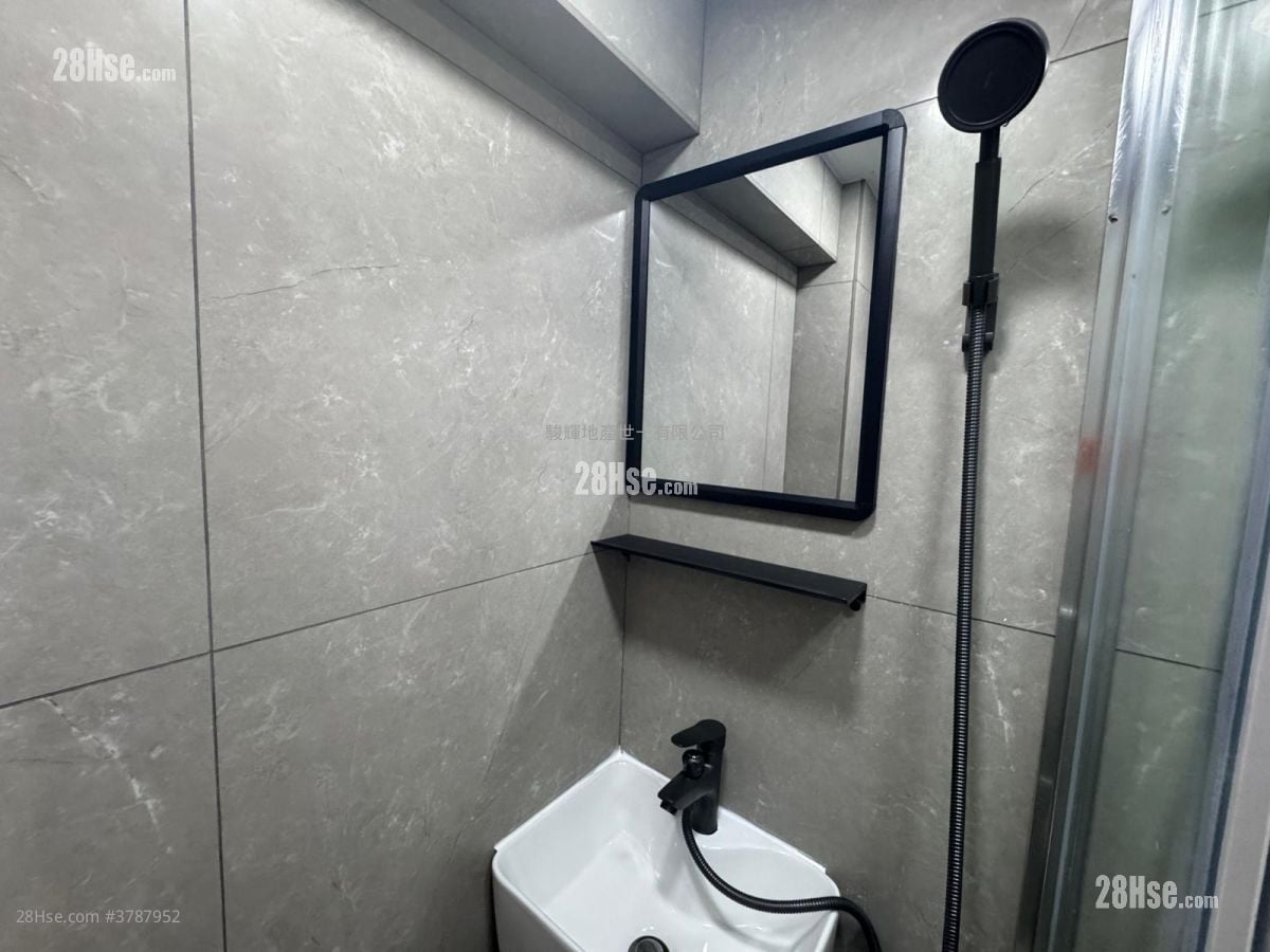 463-465 Hennessy Road Rental 1 Bedroom , 1 Bathroom 160 ft²
