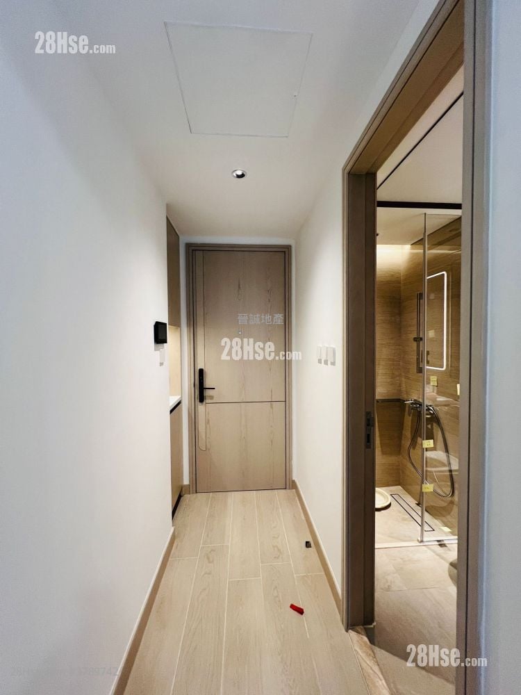 Gold Coast Bay Rental 1 Bedroom , 1 Bathroom 317 ft²