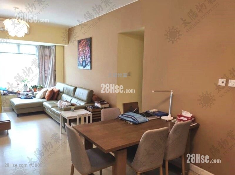 半岛豪庭 售盘 4 房 1,051 平方尺