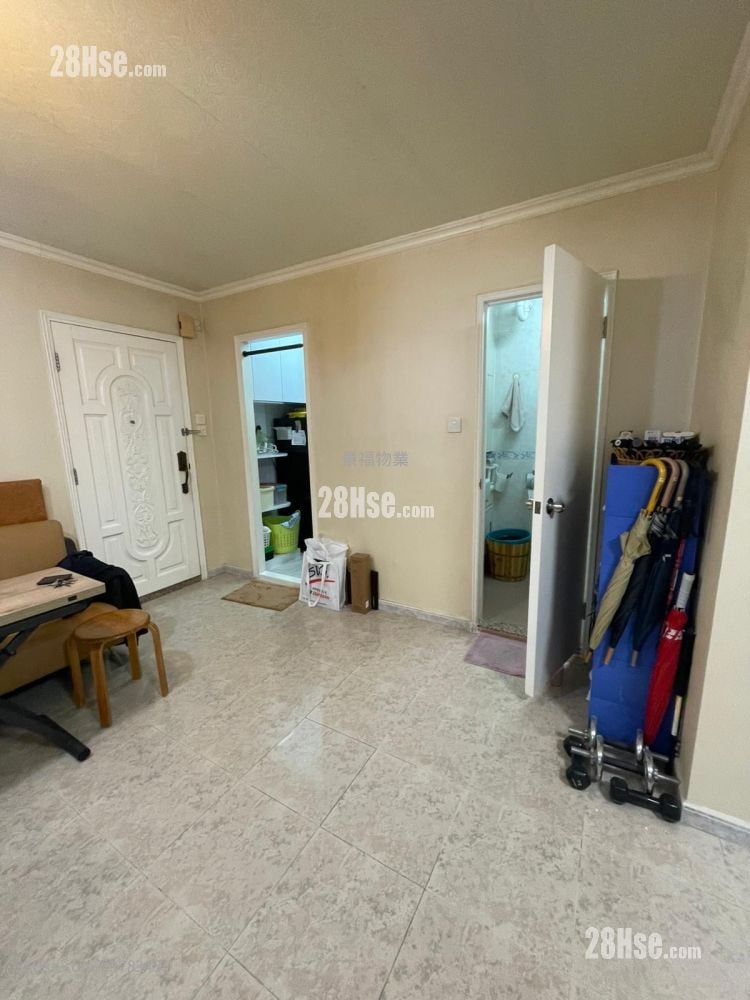 Tung Hei Court Sell 2 Bedrooms , 1 Bathroom 541 ft²
