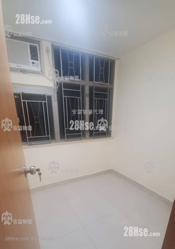Po Nga Court Rental 2 Bedrooms , 1 Bathroom 443 ft²