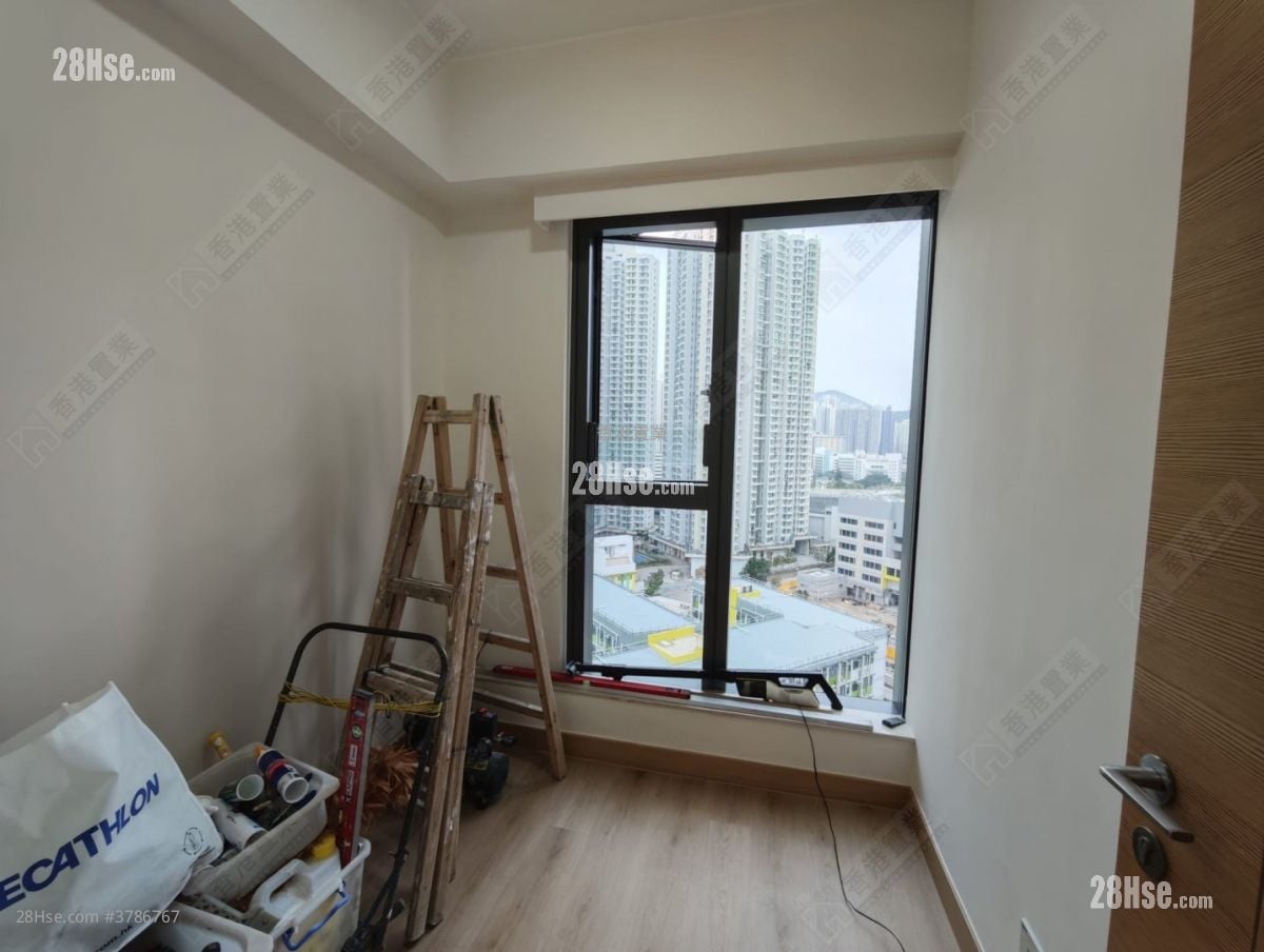 天寰 租盘 3 房 , 2 浴室 640 平方尺