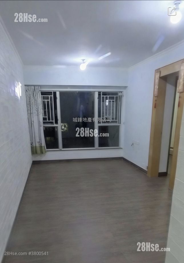 Mountain Shore Rental 3 Bedrooms , 1 Bathroom 653 ft²