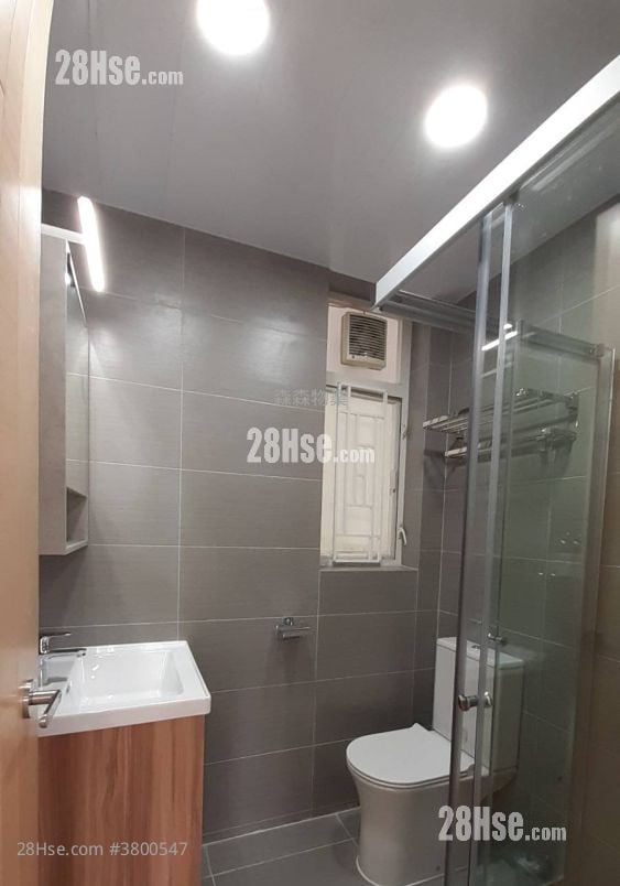 The Orchards Rental 4 Bedrooms , 2 Bathrooms 821 ft²