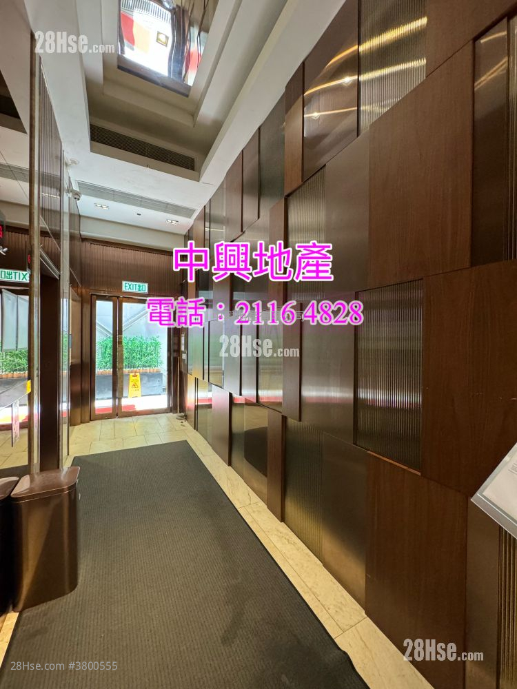 Ava62 Sell Studio , 1 Bathroom 206 ft²