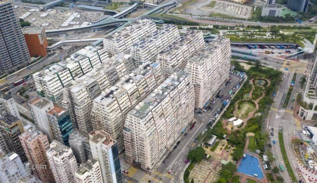 Man Wai Building Sell 4 Bedrooms 665 ft²