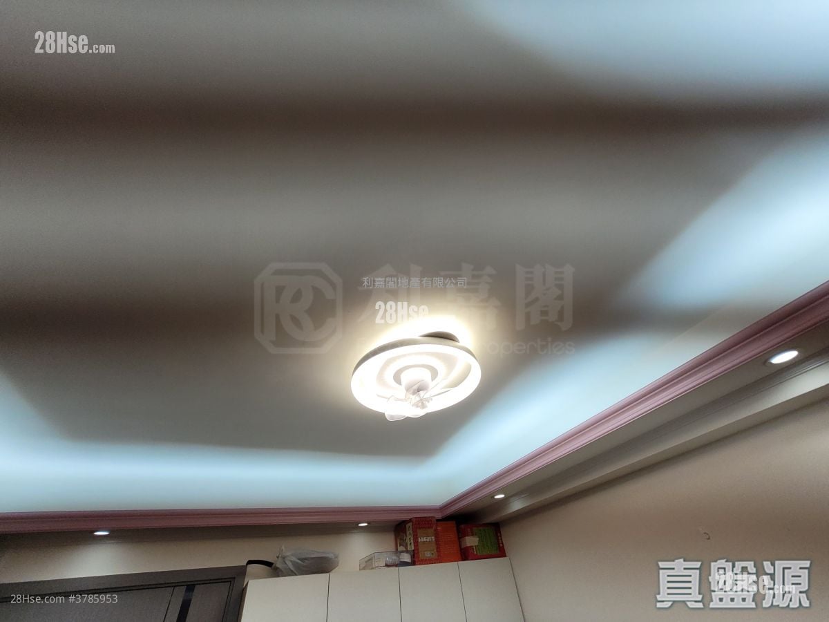 美孚新邨 售盘 2 房 , 1 浴室 639 平方尺