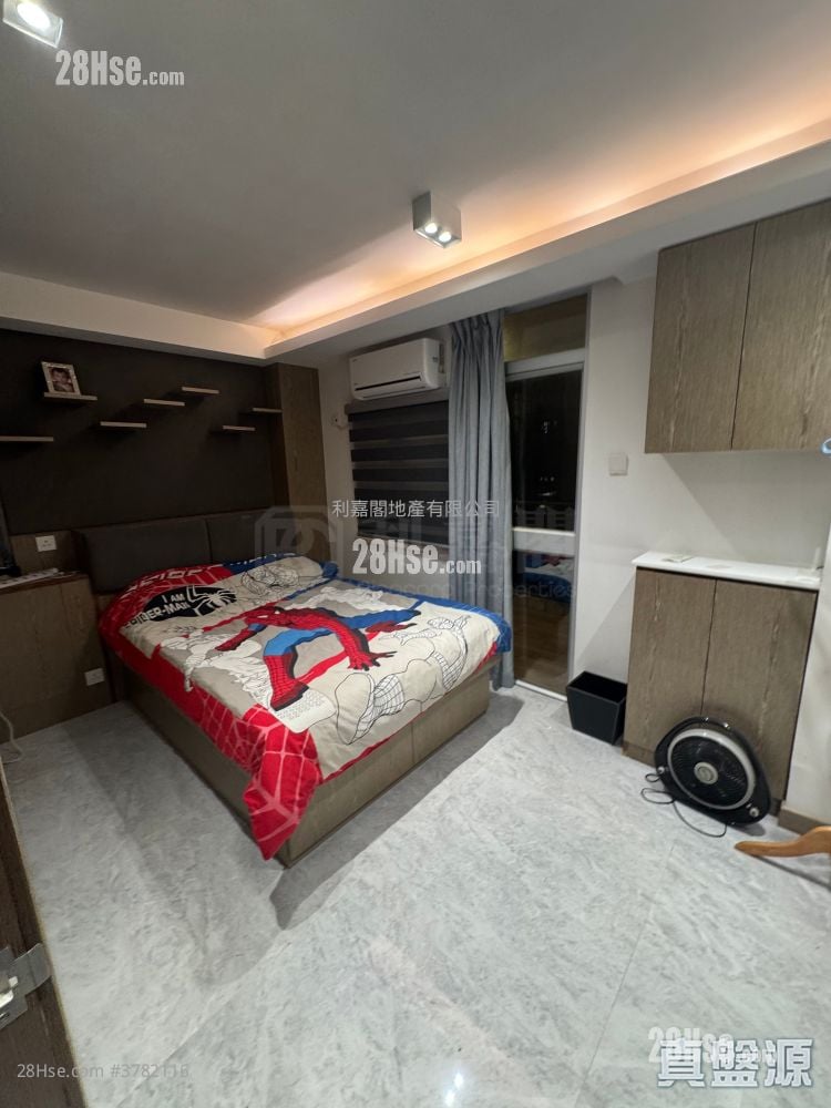 Mei Foo Sun Chuen Sell 3 Bedrooms , 2 Bathrooms 918 ft²