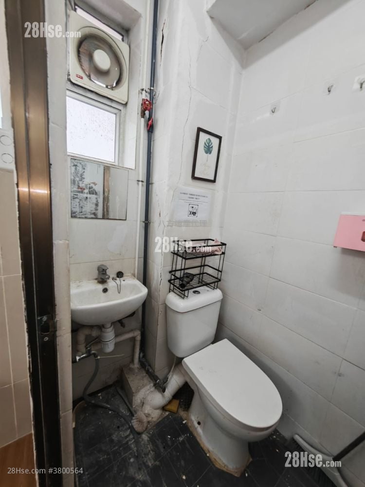 牛头角工业大厦 租盘 开放式间隔 , 1 厕所