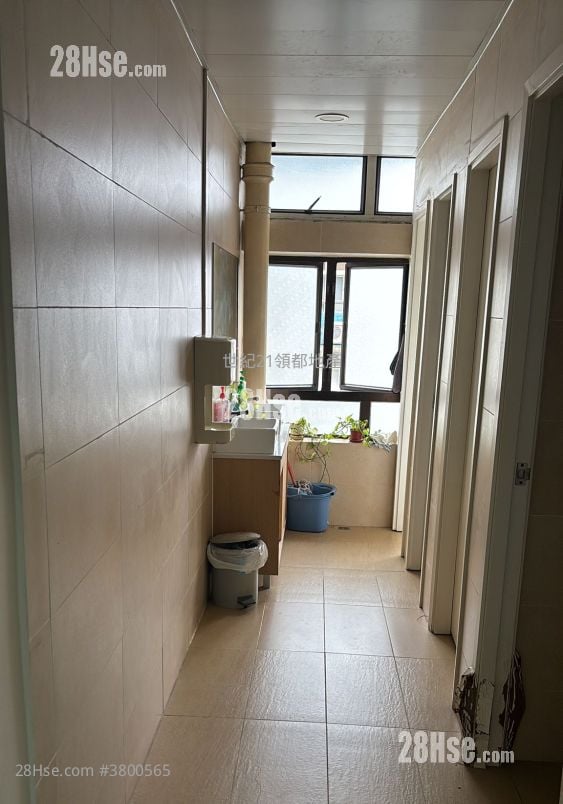 Guardforce Centre Rental 3 Bedrooms , 1 Toilet