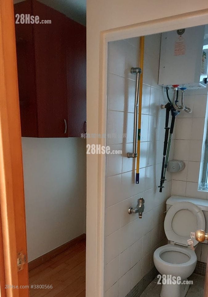 Seaview Crescent Sell 3 Bedrooms 854 ft²