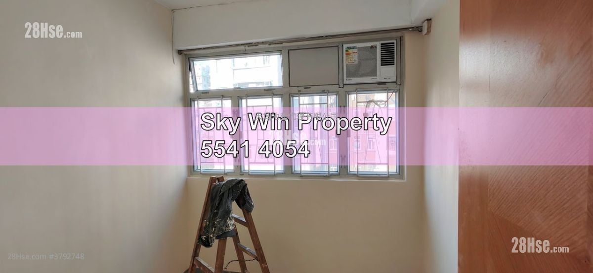 唐楼 售盘 2 房 , 1 浴室 360 平方尺