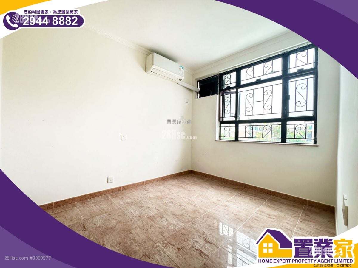 村屋 售盘 3 房 , 2 浴室 700 平方尺