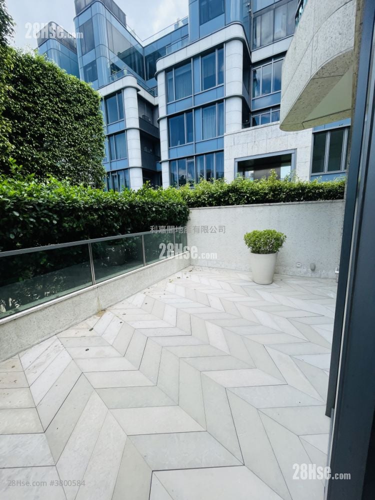 La Vetta Sell 4 Bedrooms , 2 Bathrooms 2,305 ft²