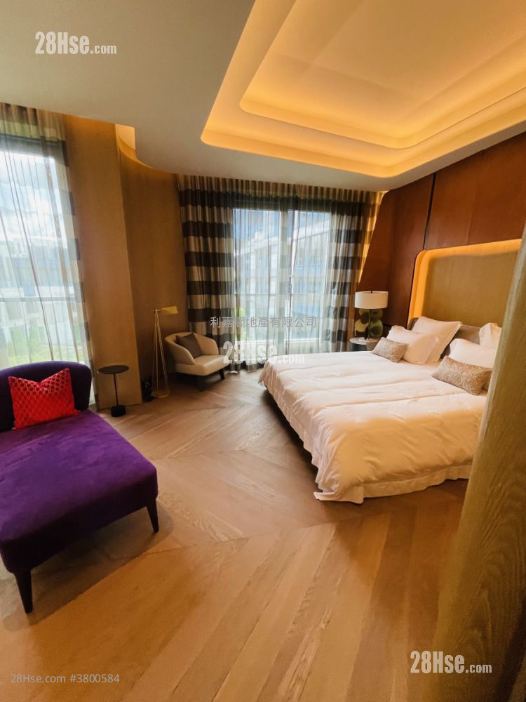 La Vetta Sell 4 Bedrooms , 2 Bathrooms 2,305 ft²