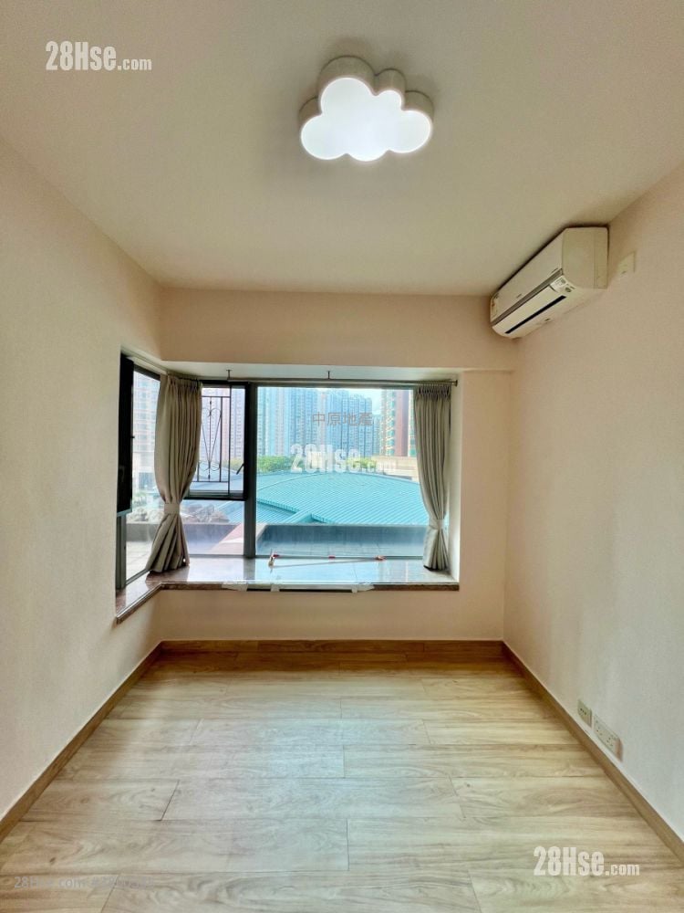 Tierra Verde Sell 2 Bedrooms , 1 Bathroom 522 ft²