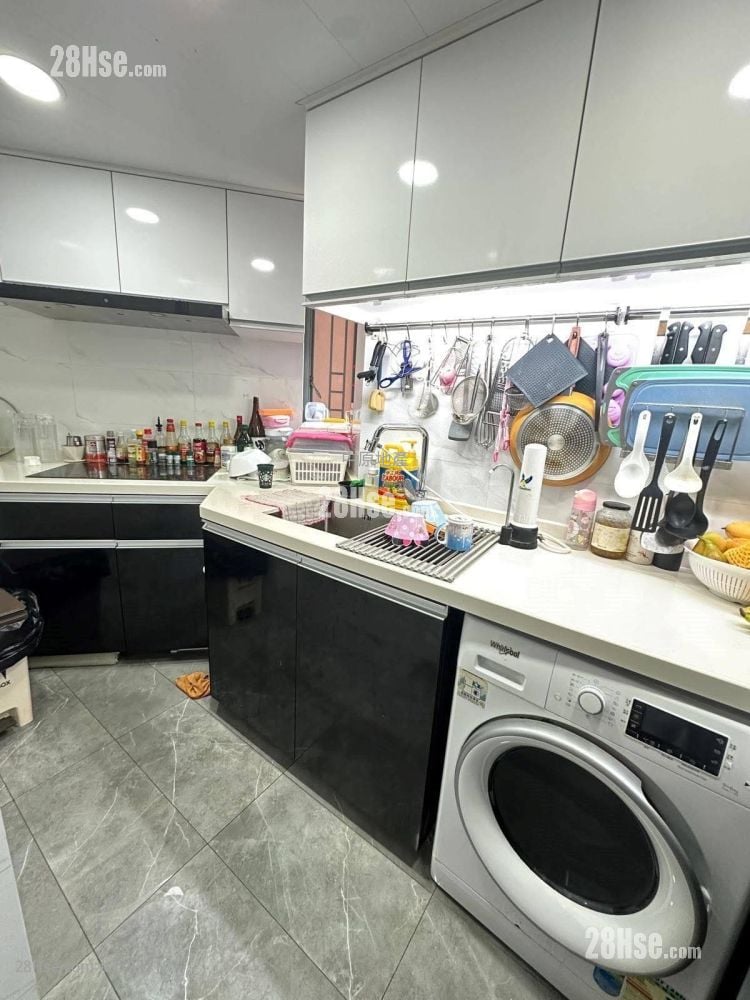 Tierra Verde Sell 2 Bedrooms , 1 Bathroom 526 ft²