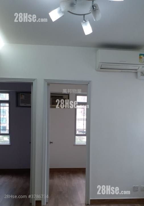 Beautiful Garden Rental 2 Bedrooms , 1 Bathroom 293 ft²