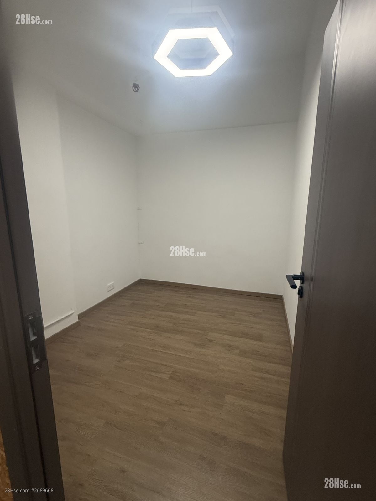 环球工业中心 租盘