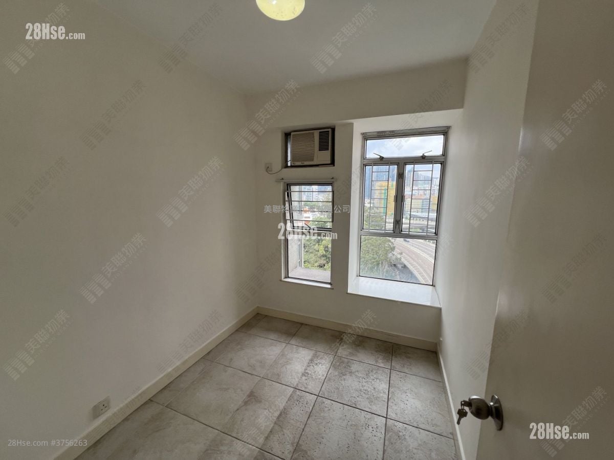 Sceneway Garden Sell 3 Bedrooms 612 ft²