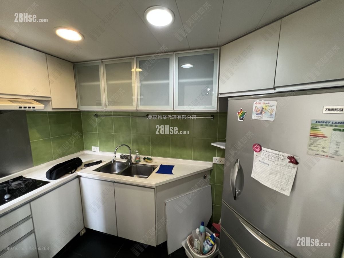 Sceneway Garden Sell 3 Bedrooms 612 ft²