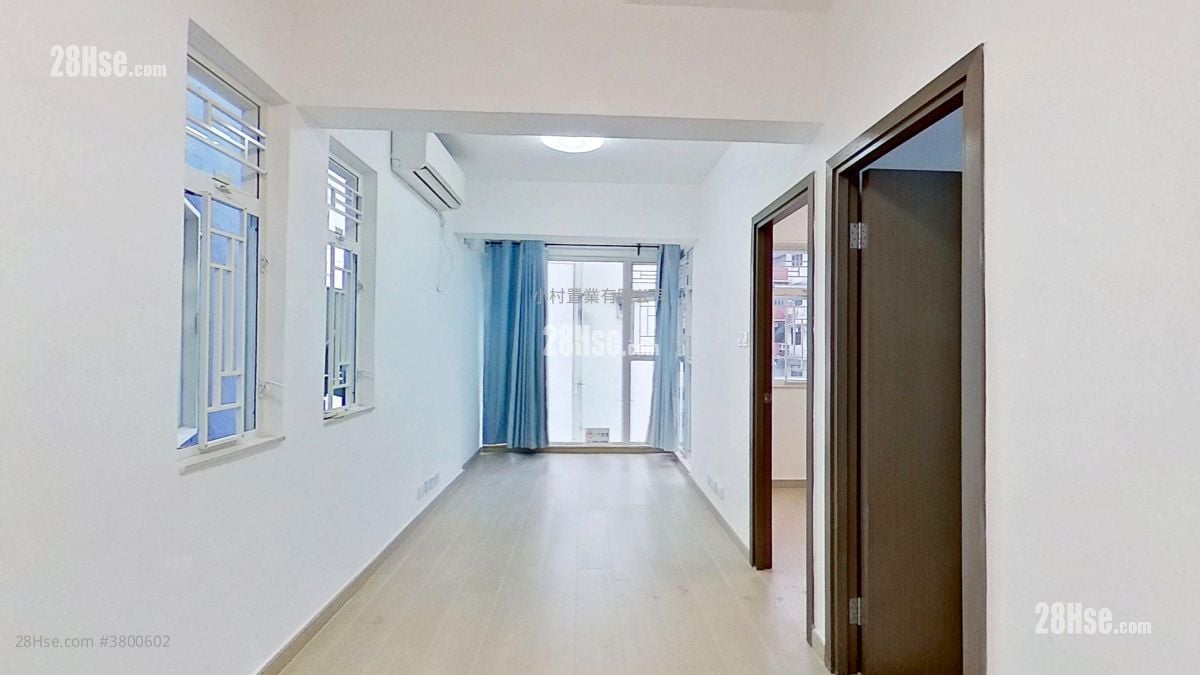 厅: 观塘大厦 售盘 2 房 , 1 浴室 397 平方尺