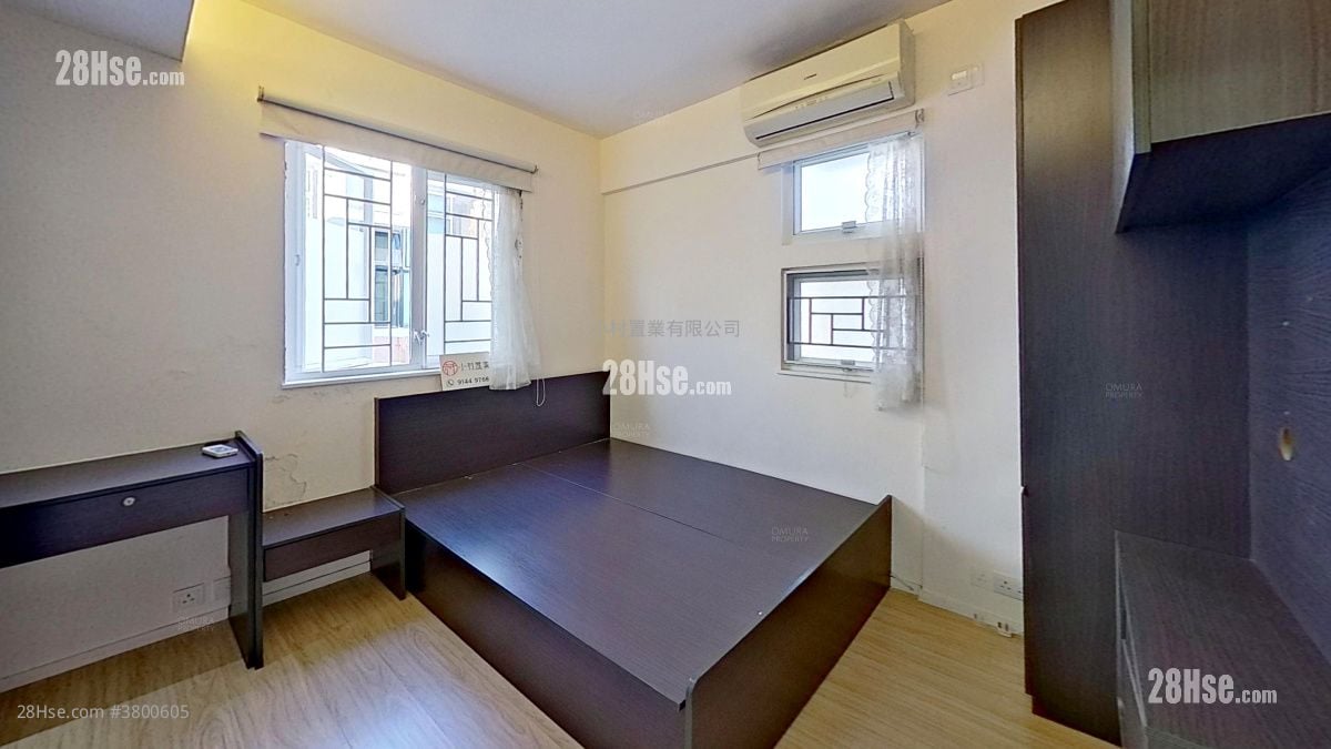 master room: Tat Chee Court Sell 3 Bedrooms , 1 Bathroom 649 ft²