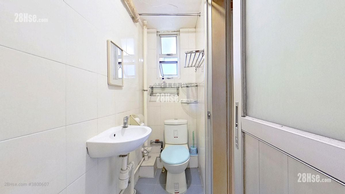 浴室: 长安邨 售盘 开放式间隔 , 1 浴室 354 平方尺