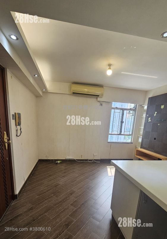 City One Shatin Sell 3 Bedrooms , 1 Bathroom 484 ft²