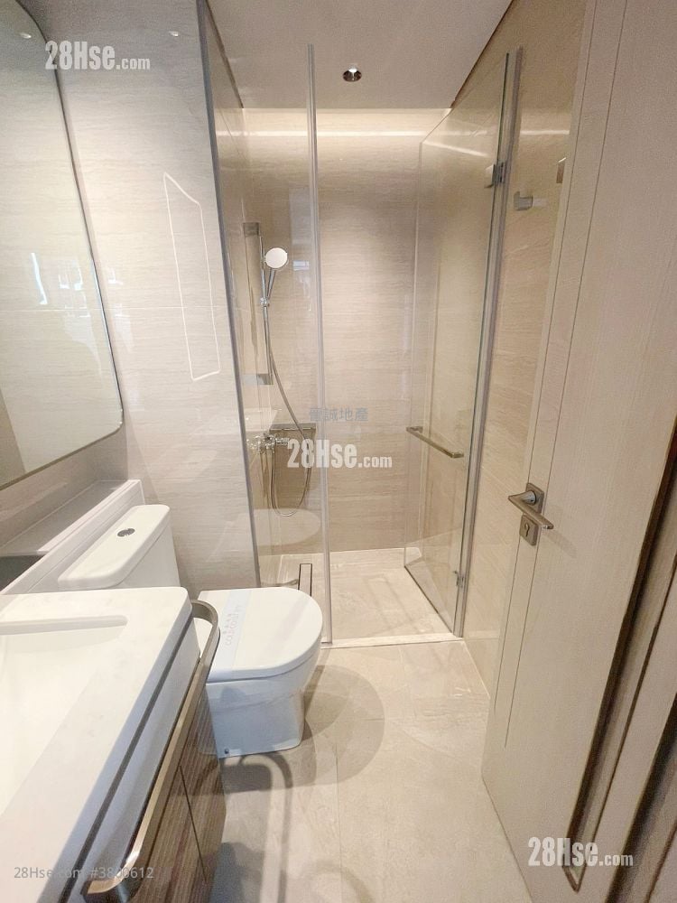 Gold Coast Bay Sell Studio , 1 Bathroom 183 ft²